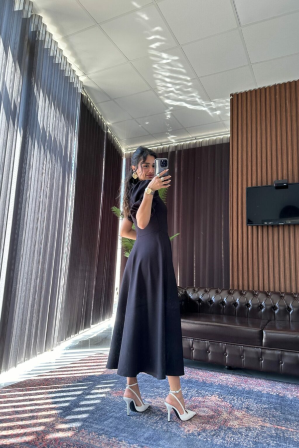 Robe à manches bouffante – Image 7