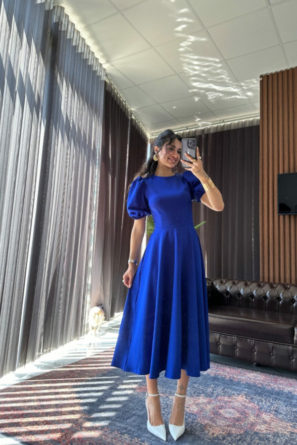 Robe à manches bouffante – Image 4